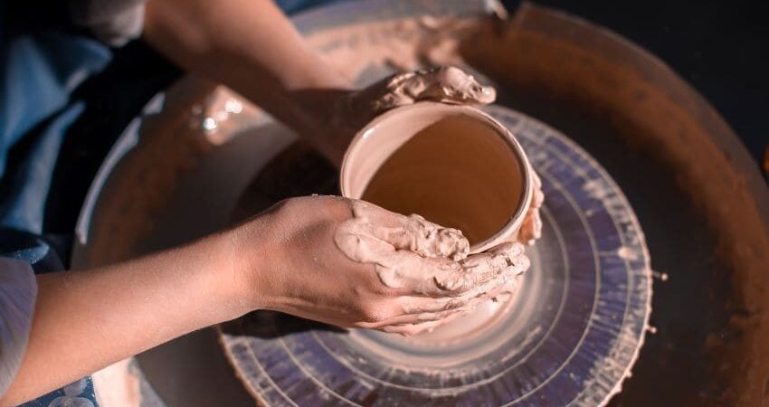 Beneficios de Participar en Talleres de Cerámica