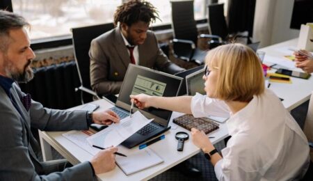Cómo la Automatización de Procesos Puede Mejorar la Productividad para Emprendedores Digitales